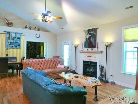 75 North Springs Drive - Photo 6