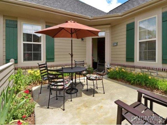114 Mountain Meadow Circle - Photo 2