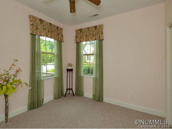 114 Mountain Meadow Circle - Photo 14