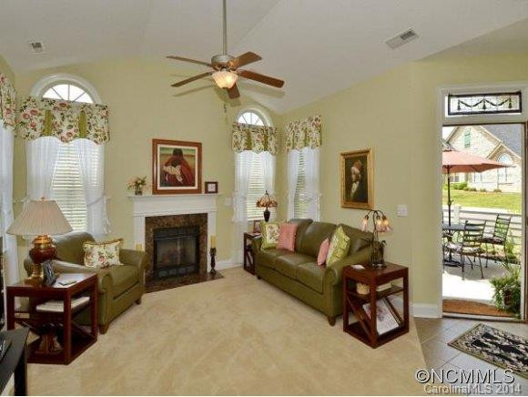 114 Mountain Meadow Circle - Photo 5