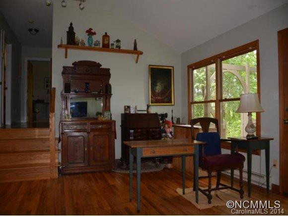 43 RENAISSANCE PLACE - Photo 2