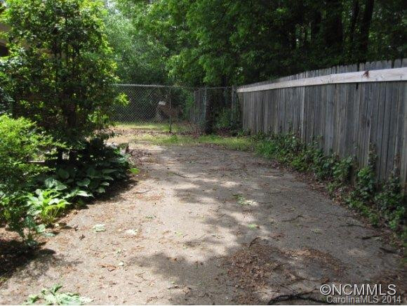 114 Pilgrim Drive - Photo 7