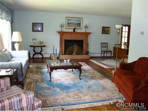 1315 VALMONT DRIVE - Photo 5