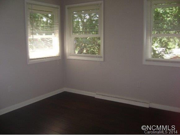 44 Oregon Ave - Photo 10