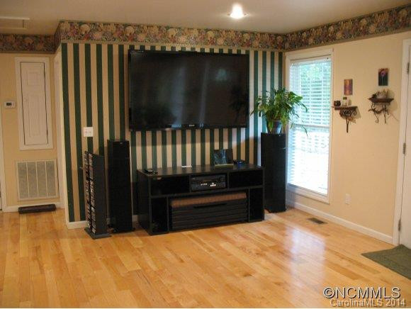 45 Lilac Street - Photo 3