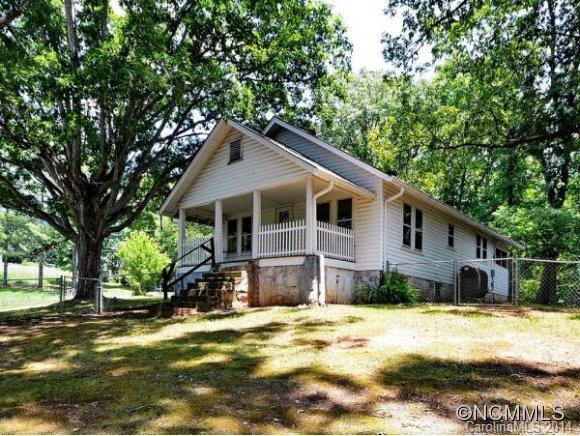 952 THOMPSON COVE ROAD