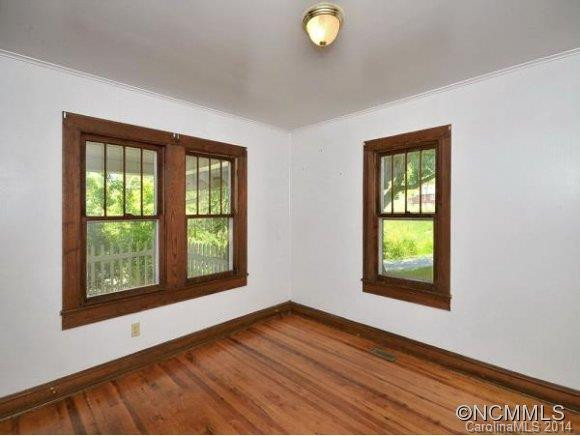 952 THOMPSON COVE ROAD - Photo 3