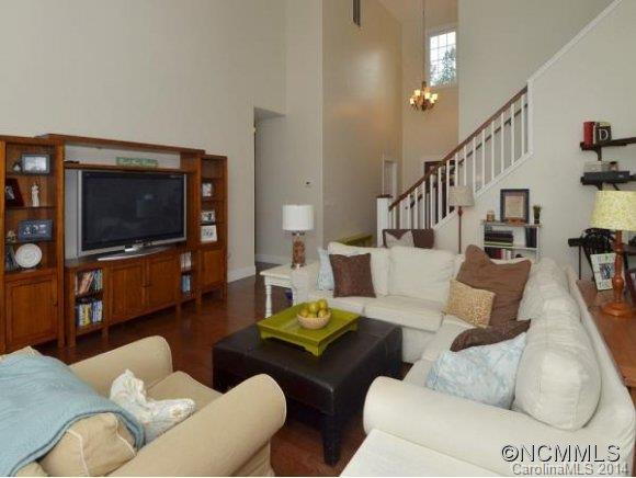 54 AL FAYE FARM WAY - Photo 4