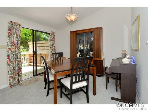 93 Hollybrook Drive - Photo 3