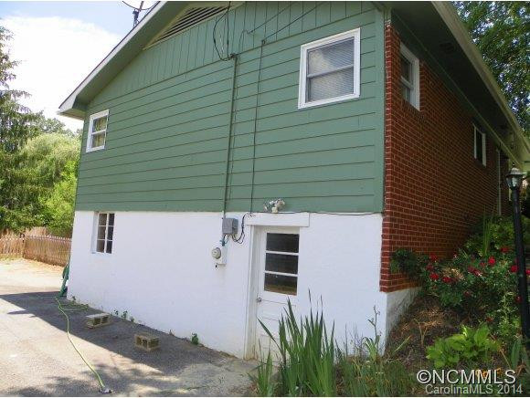 6 Wentworth Ave. - Photo 3