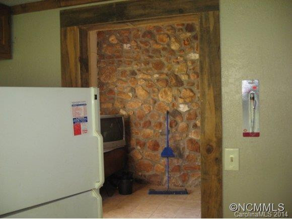 397 CLINIC ROAD - Photo 8