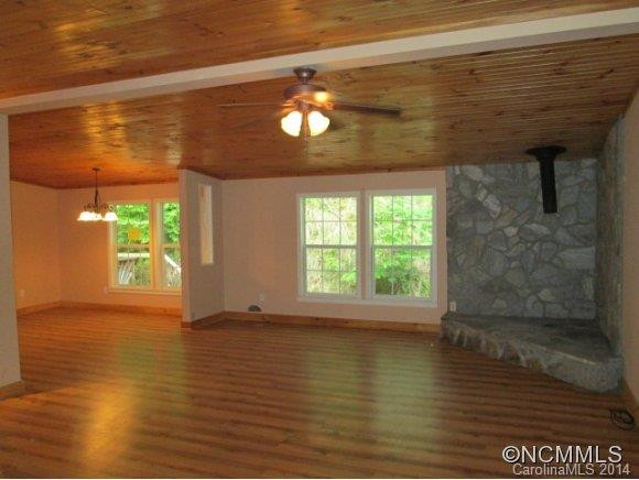 70 Helen Dr - Photo 4
