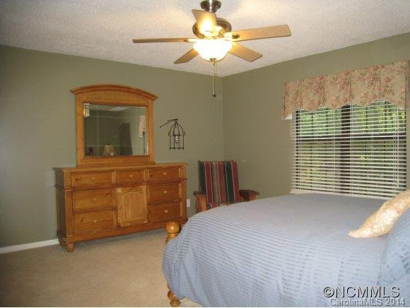 221 PINE COVE LANE - Photo 8