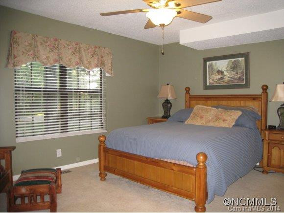 221 PINE COVE LANE - Photo 9