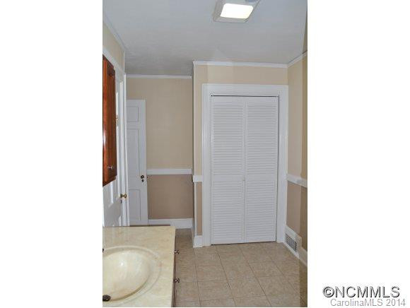 399 Montevista Avenue - Photo 11