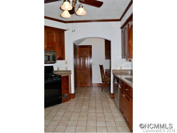 399 Montevista Avenue - Photo 4