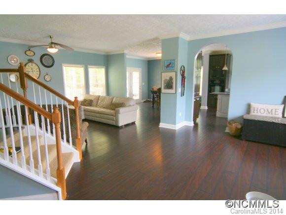 107 Hollyhock Ct - Photo 6