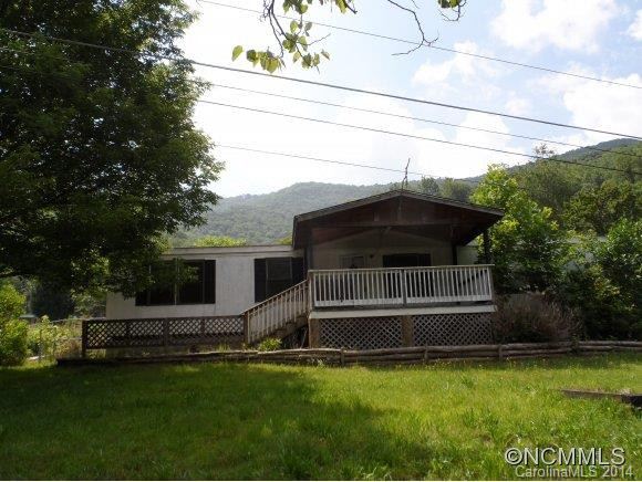16 Dark Cove Road