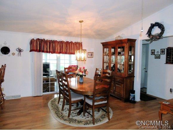 137 Riverwind Drive - Photo 4