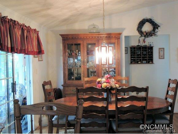 137 Riverwind Drive - Photo 5