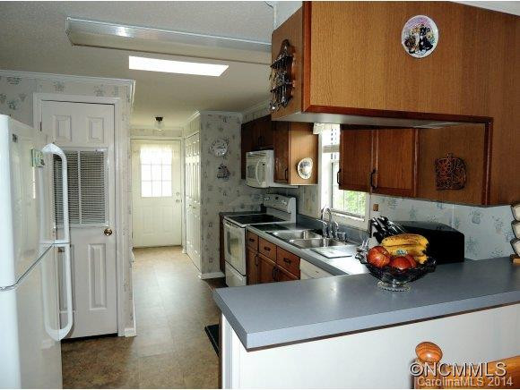 137 Riverwind Drive - Photo 7