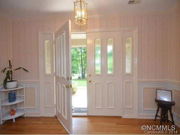 45 TREE TOP DRIVE - Photo 2