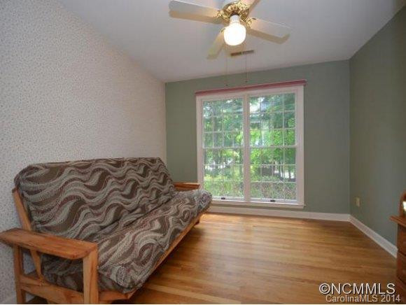 45 TREE TOP DRIVE - Photo 24