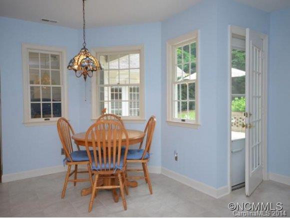 45 TREE TOP DRIVE - Photo 8