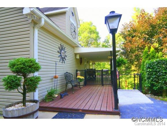 3920 Willow Road - Photo 2