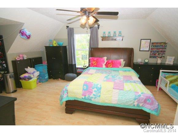 3920 Willow Road - Photo 15