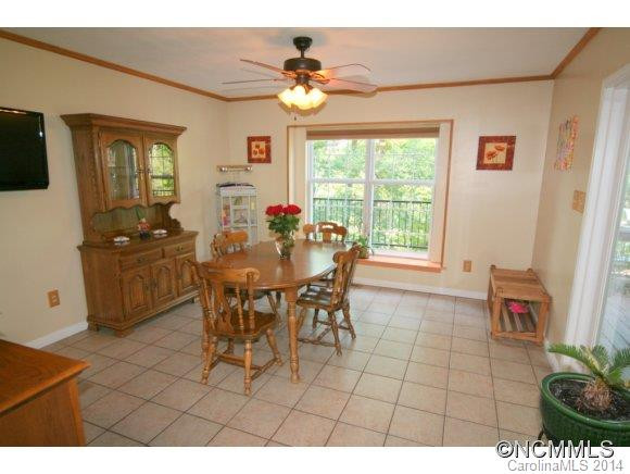 3920 Willow Road - Photo 8