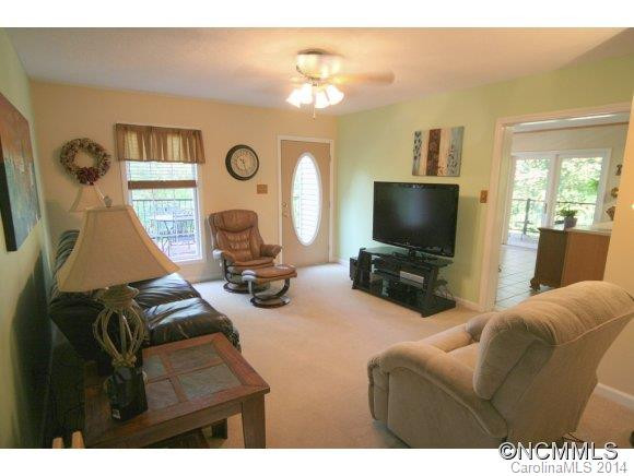 3920 Willow Road - Photo 9