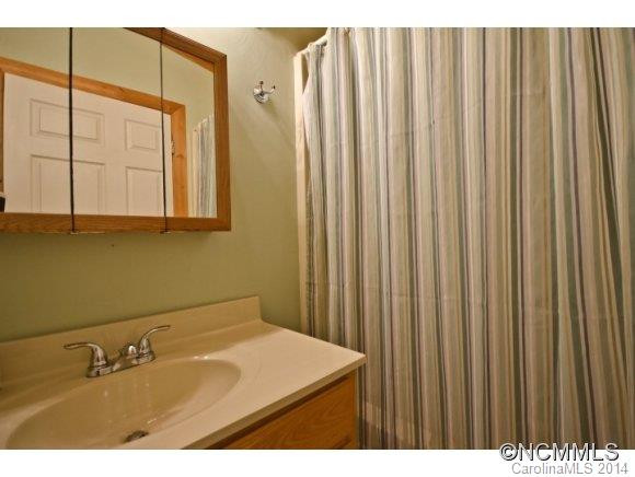 122 Avondale - Photo 17