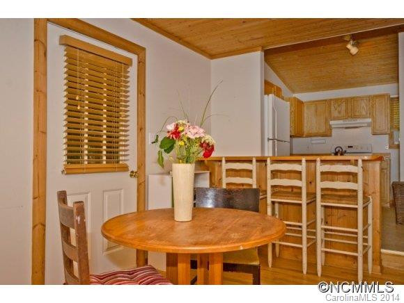 122 Avondale - Photo 9