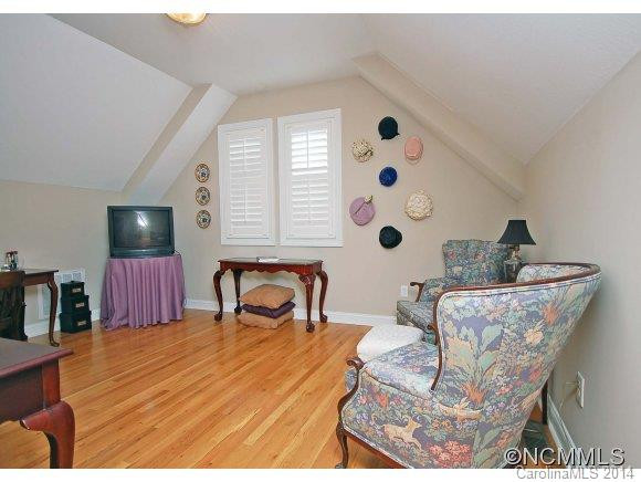 28 Olmsted Lane - Photo 16