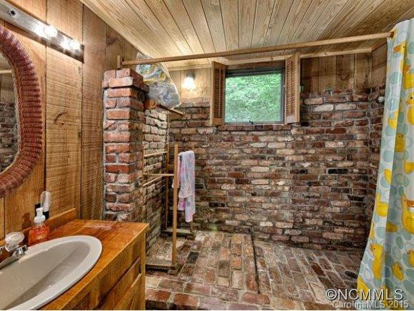 376 HUTCHINSON ROAD - Photo 12