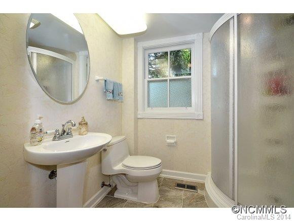 279 Longview Drive - Photo 12