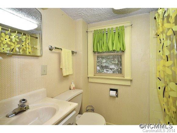 279 Longview Drive - Photo 14
