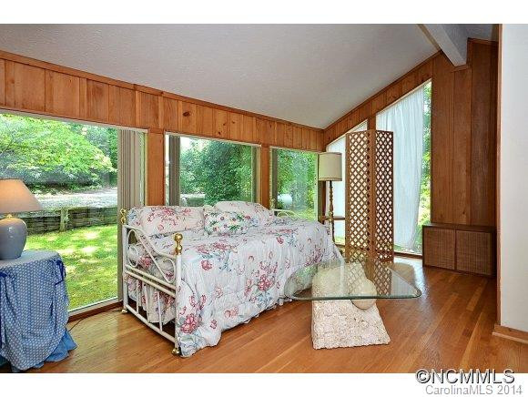 279 Longview Drive - Photo 5