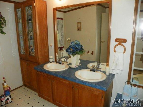 420 Hoopers Creek Road - Photo 21