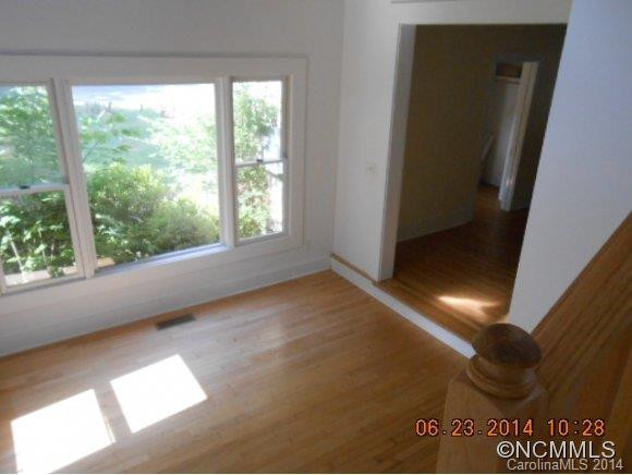 38 Spooks Branch Road - Photo 16