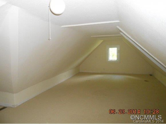 38 Spooks Branch Road - Photo 18