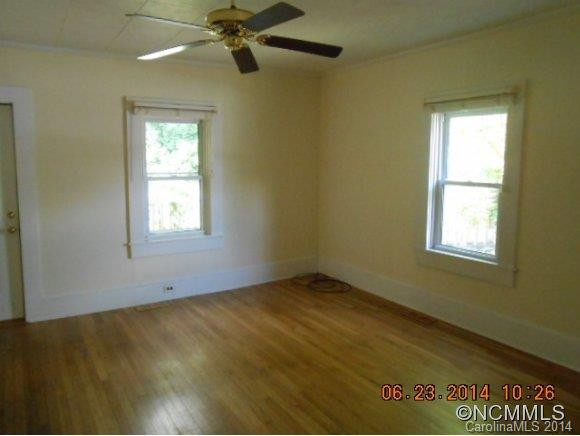 38 Spooks Branch Road - Photo 9
