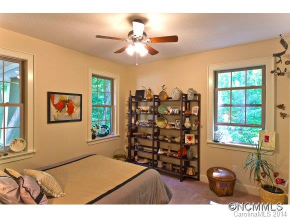 1349 Salola - Photo 17