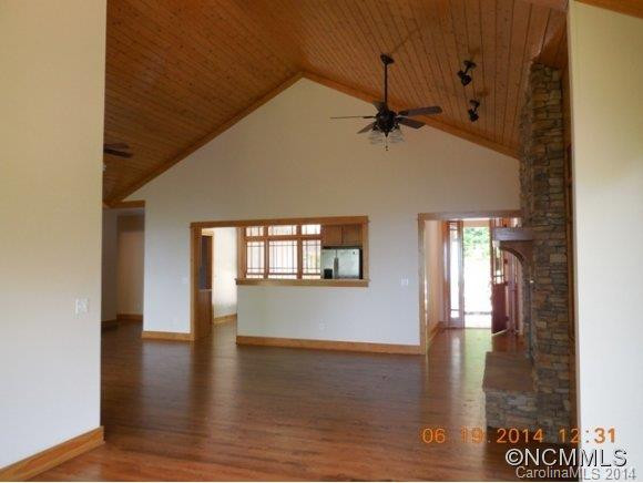 686 Lakeside Drive - Photo 16