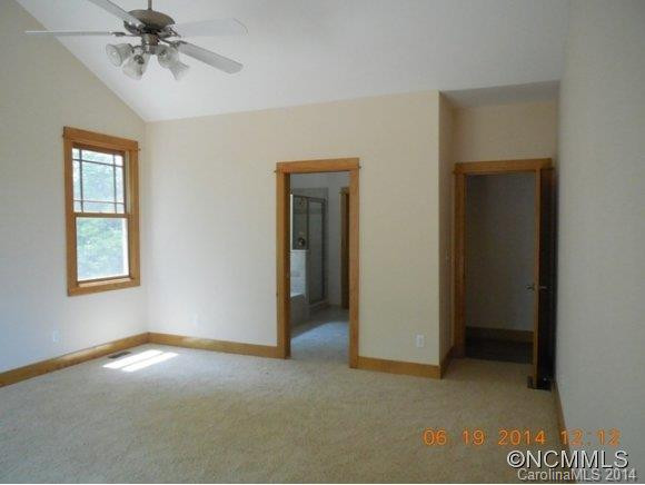 686 Lakeside Drive - Photo 9