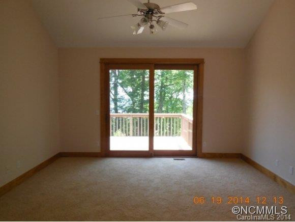 686 Lakeside Drive - Photo 10