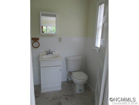 119 East Walker Street - Photo 5