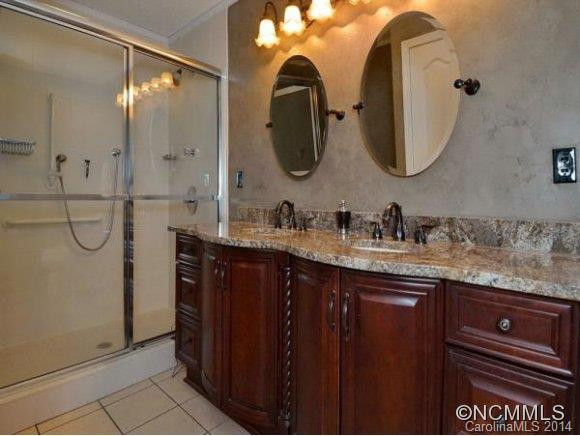 32 HIGHLAND POINTE COURT - Photo 12