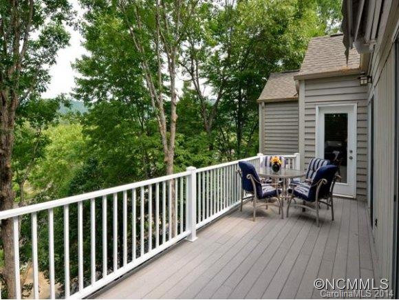 32 HIGHLAND POINTE COURT - Photo 13